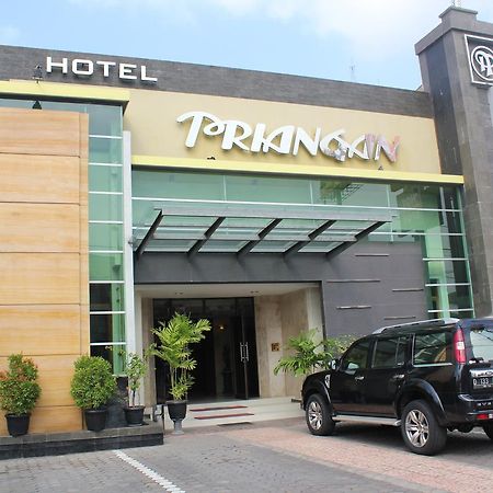 Hotel Priangan Чиребон Экстерьер фото